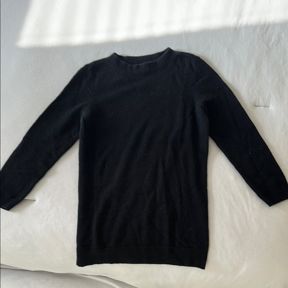 Classic Black Pure Cashmere Sweater